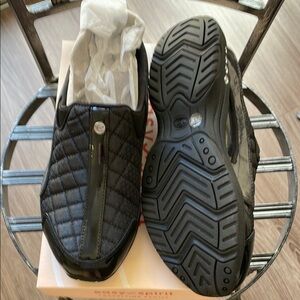 Men's Black Quilted Slip-On Shoes